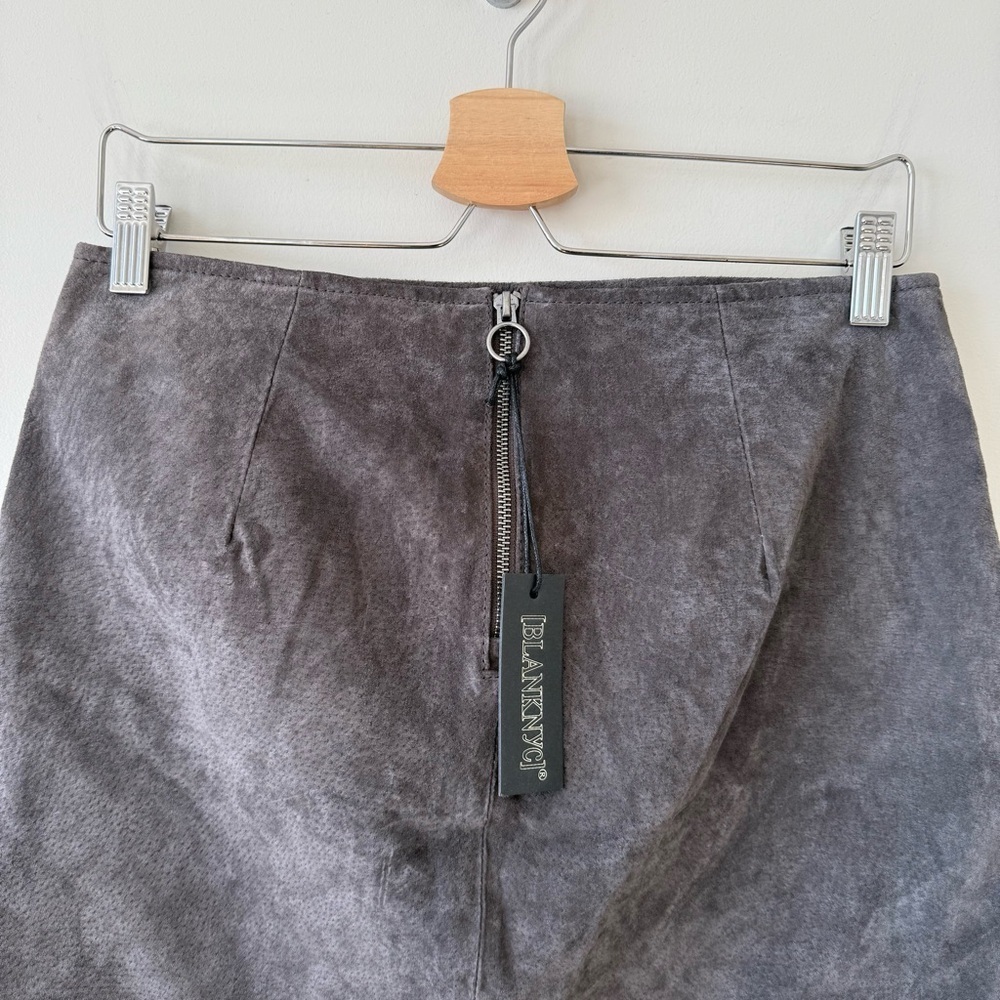 BLANKNYC -French Grey Mini Suede Skirt (Size:28) - Picture 5 of 7